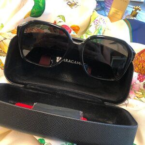 Salvatore Ferragamo Sunglases-Case-Cloth & Card